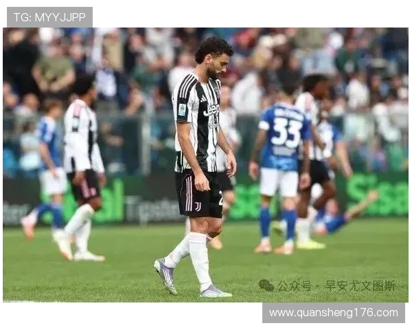 尤文撤下中锋火力全开 9号不行10号来顶